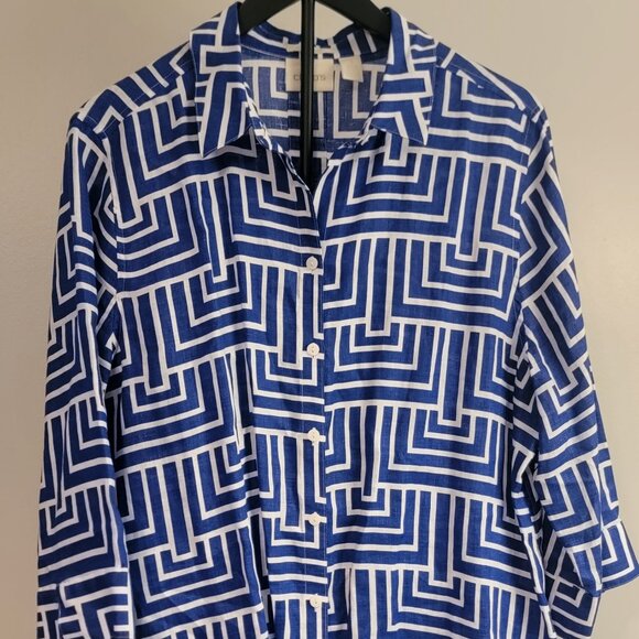 Chicos Size 3 Beautiful Blue Geometric Blouse - Picture 1 of 3